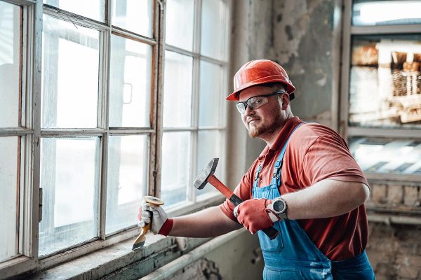 builder-on-a-construction-site-working-on-a-brick-resize-pyzkbbnewqvnjoowcoi04ppm5gie5hag601bq6clgg (1)