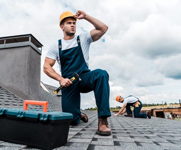 selective-focus-of-handsome-handyman-touching-helm-resize-pza12oem5c3rlai58380bnli30wwgfudvuvwagctqg
